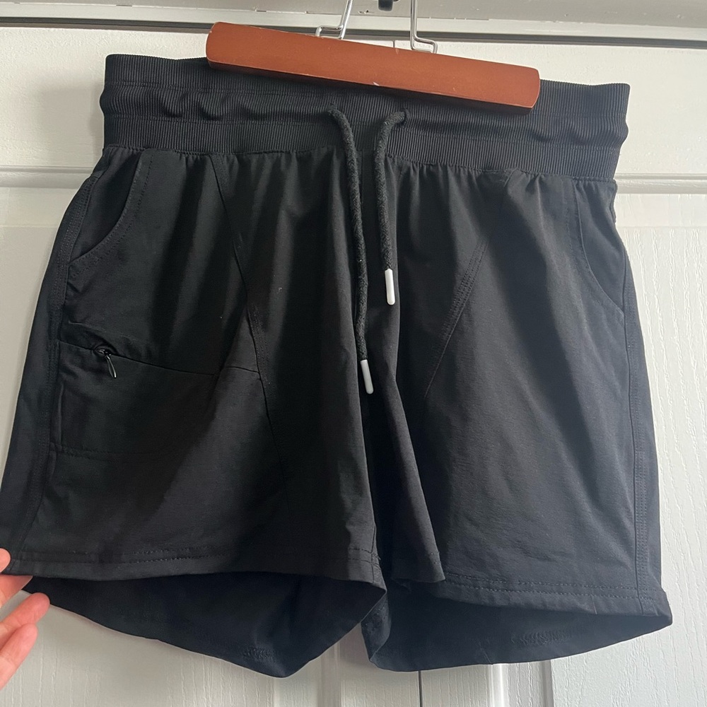 Zyia Black Canyon Shorts